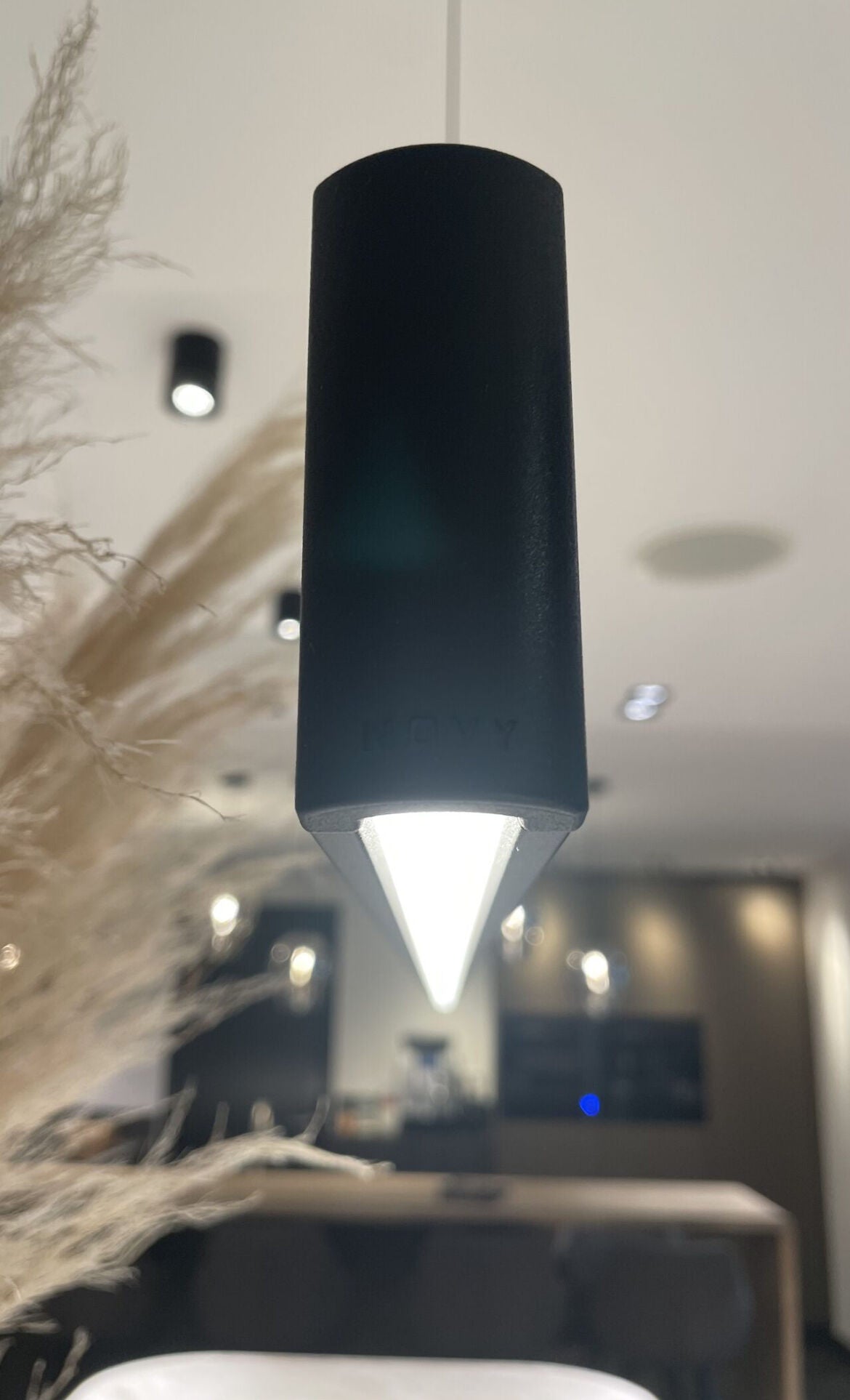 Detail foto zijkant Novy pendant