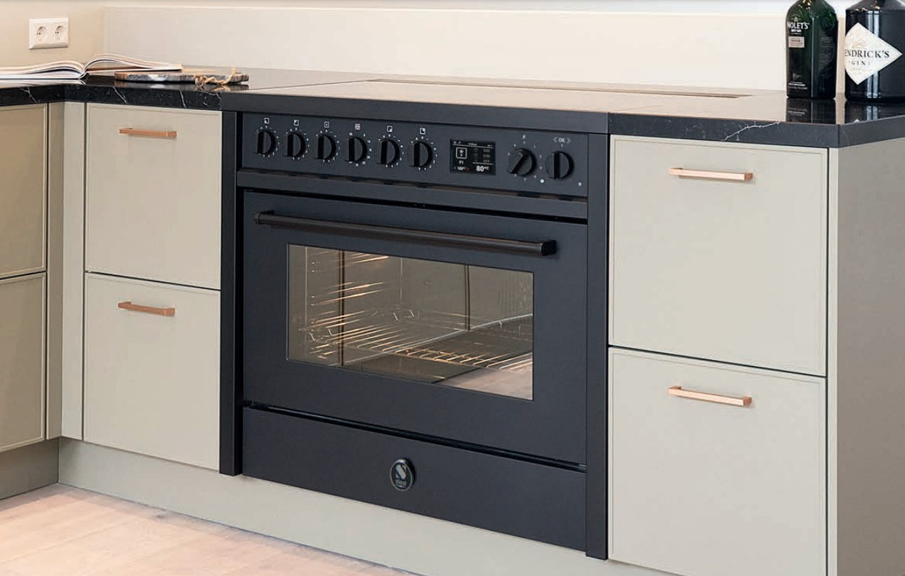 Steel Enfasi 90 EQ9F-5FIW-SS Inductie fornuis 2025 model